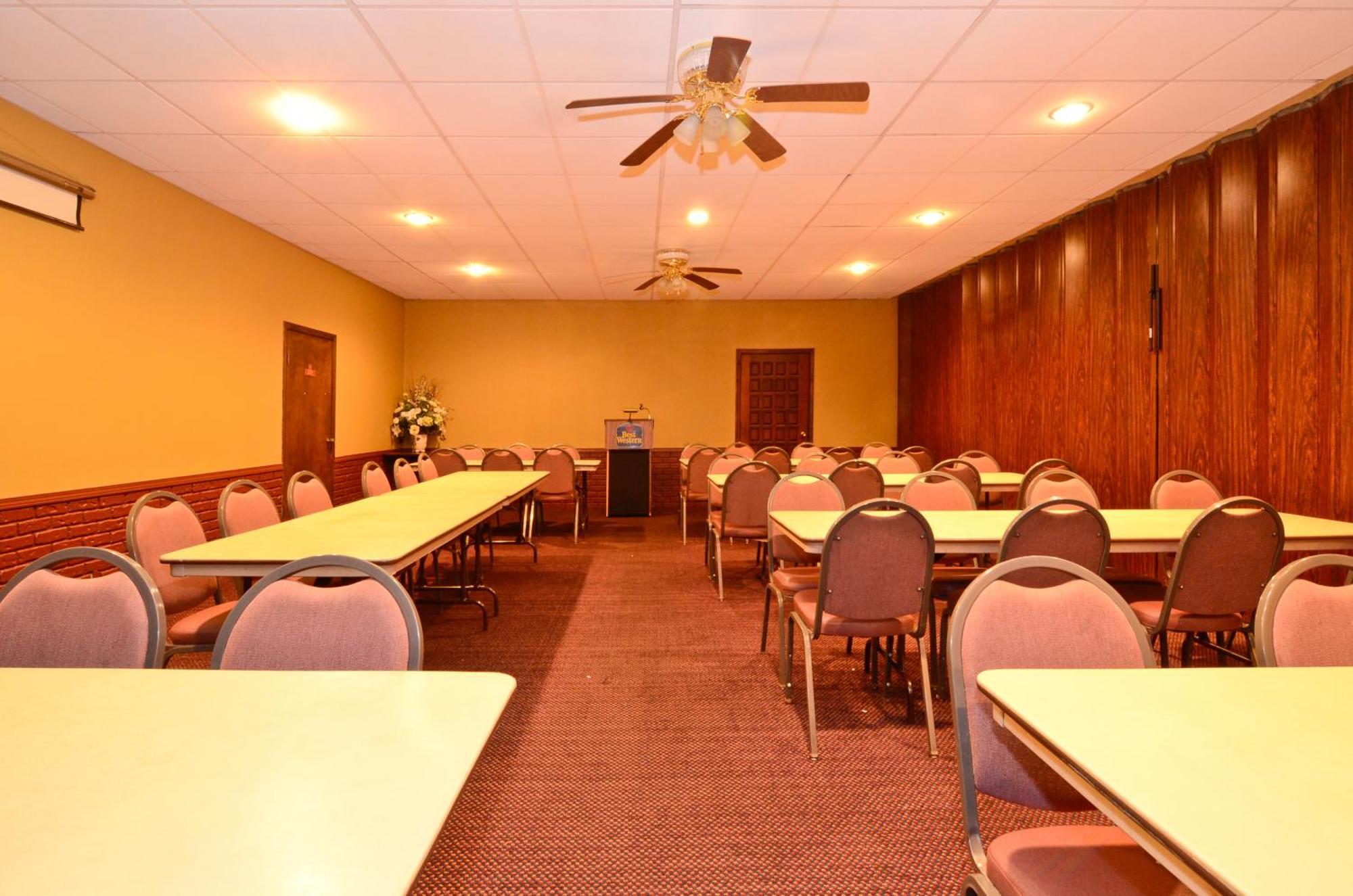 Americas Best Value Inn Iola Business billede